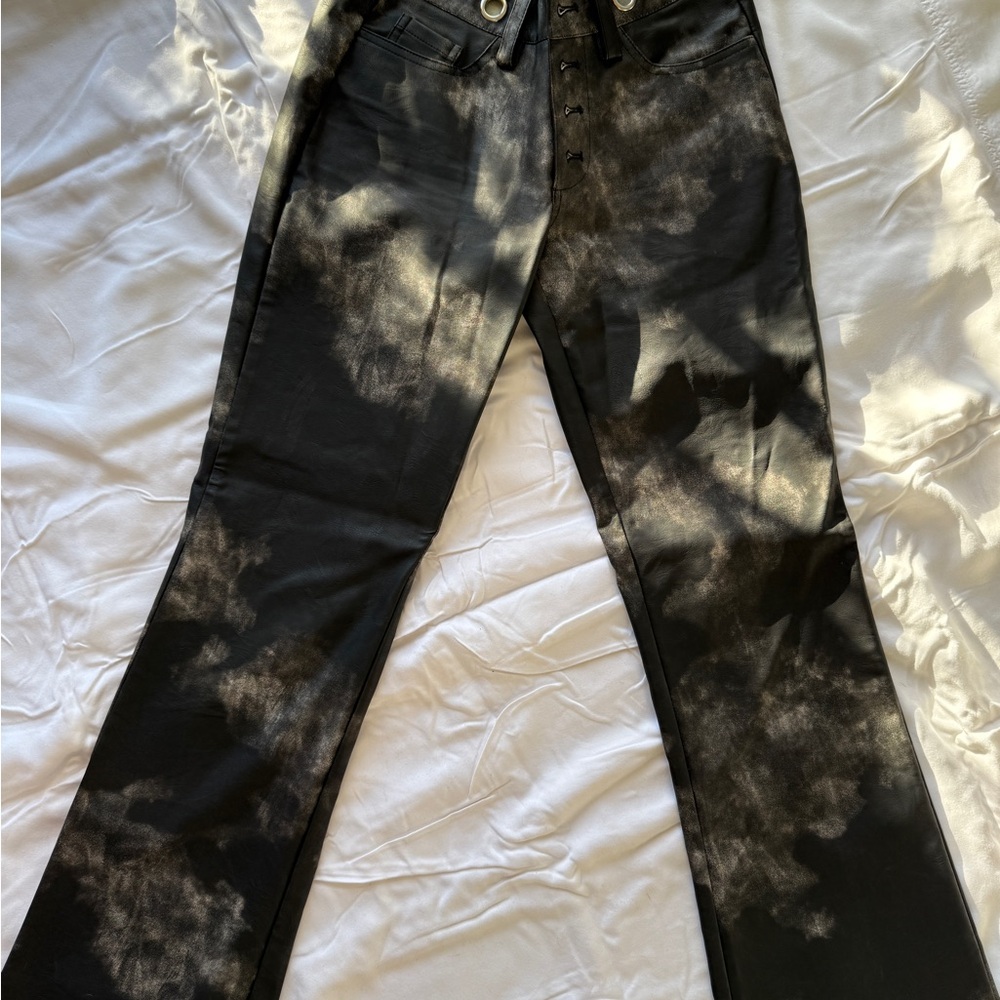 Stylish Black and Gray Women's Jeans